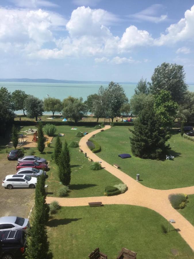 Szin-Aranyhid Apartman Siófok Eksteriør billede